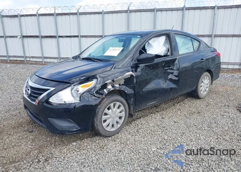 2016 Nissan Versa 1.6 S z USA, uszkodzony, nr VIN 3N1CN7AP8GL849909